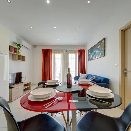 Sapphire Court 2 Bedroom By Shortletsmalta