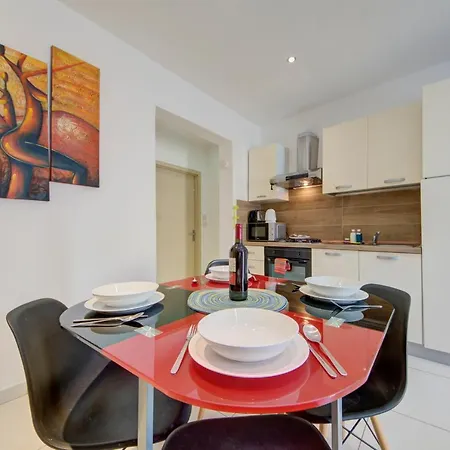 Appartement Sapphire Court 2 Bedroom By Shortletsmalta